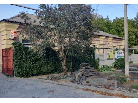 комерційна за адресою Гетьманська, 9