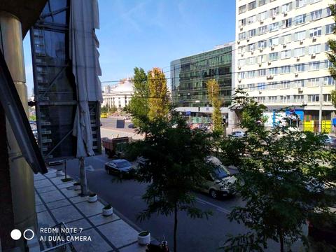 комерційна за адресою Тараса Шевченка бульв., 35