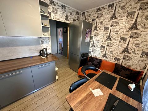 квартира по адресу Миколы Бажана просп., 28