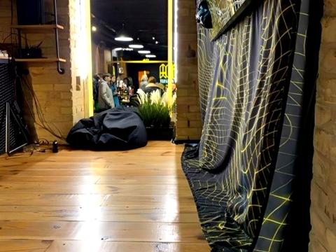 комерційна за адресою Січових Стрільців вул. (Артема), 14-А