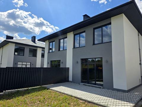 дом по адресу Алых Роз пер.