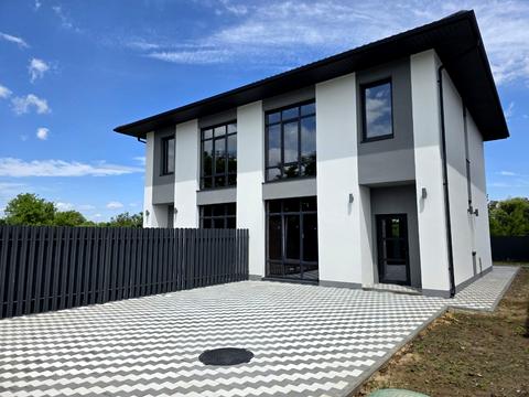 дом по адресу Алых Роз пер.