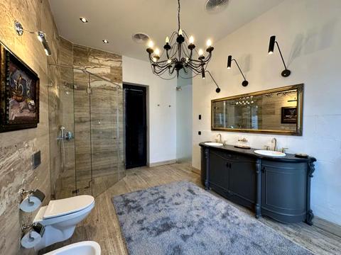 дом по адресу Ватутина ул.