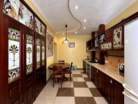 квартира за адресою Академіка Андрія Сахарова вул., 80а