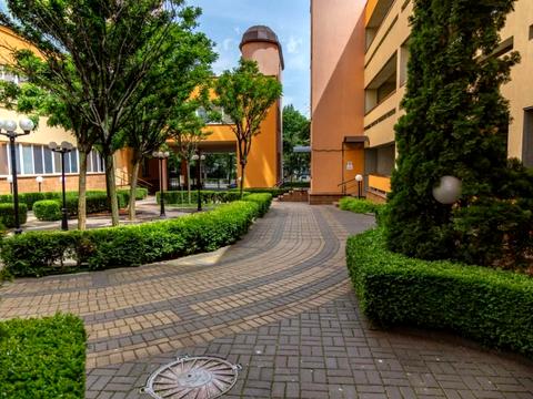 комерційна за адресою Київ, Польова вул., 23-Б