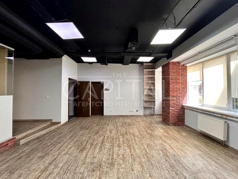 коммерческая по адресу вул. Польова, 24