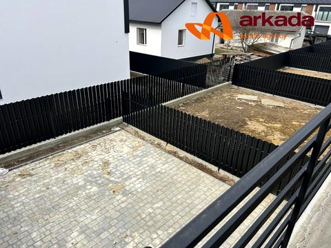 будинок за адресою Василя Симоненка вул.