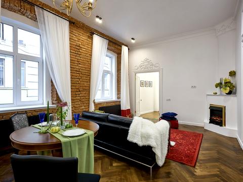 квартира по адресу Менцинского ул., 1