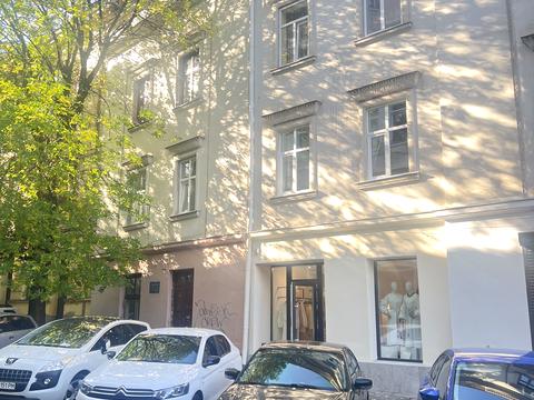 квартира по адресу Менцинского ул., 1