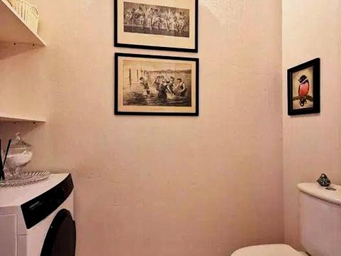 дом по адресу Юрія Мушкетика ул. (Натана Рыбака)