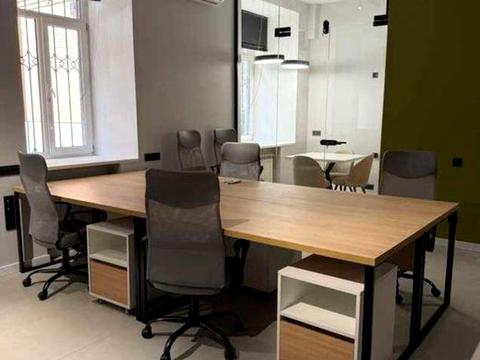 комерційна за адресою Володимирська вул., 81-Б