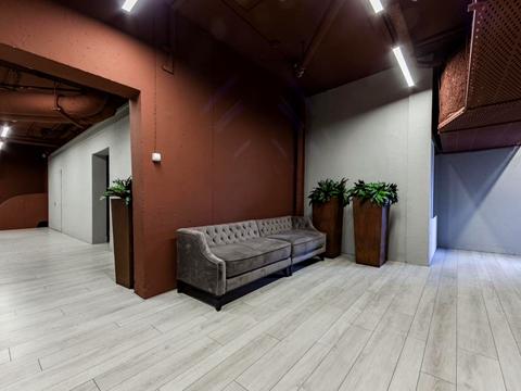 коммерческая по адресу Глубочицкая ул., 44