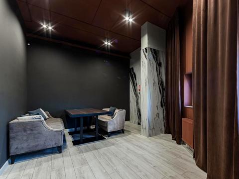 коммерческая по адресу Глубочицкая ул., 44