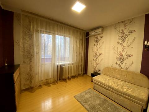 квартира за адресою Композитора Лятошинського вул., 8