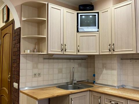 квартира за адресою Композитора Лятошинського вул., 8