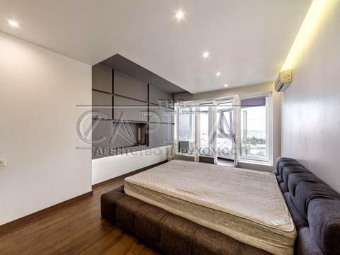 квартира по адресу Михаила Максимовича ул. (Трутенко Онуфрия), 3-Г