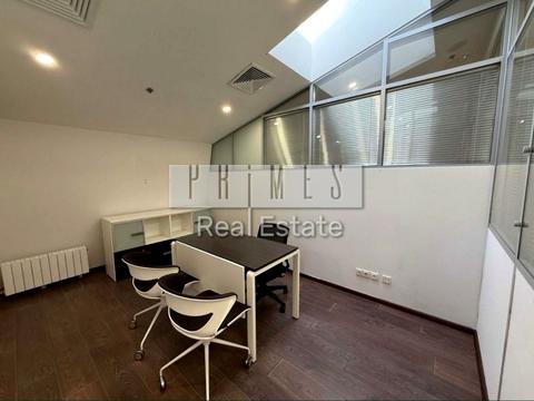 комерційна за адресою Басейна вул., 1/2