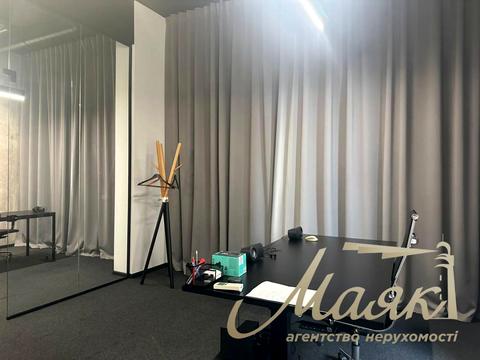 коммерческая по адресу Антоновича ул. (Горького), 74/78