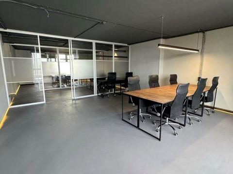 комерційна за адресою Ділова вул. (Димитрова), 2-Б