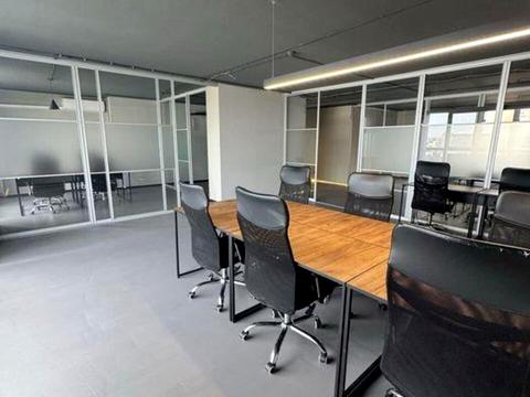 комерційна за адресою Ділова вул. (Димитрова), 2-Б