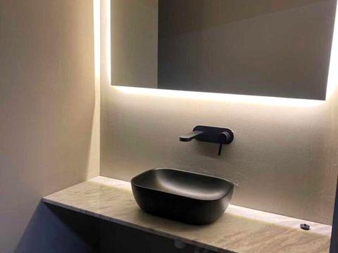 комерційна за адресою Ділова вул. (Димитрова), 2-Б