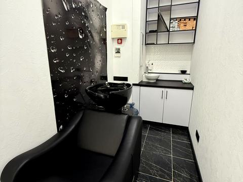 комерційна за адресою Одеська вул., 34