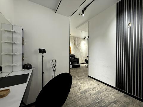 комерційна за адресою Одеська вул., 34