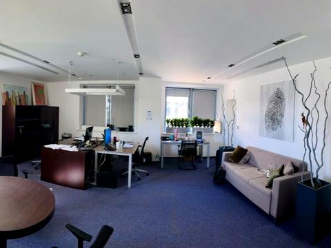 комерційна за адресою Саксаганського вул., 14