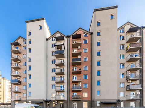 коммерческая по адресу Героїв Крут ул., 8