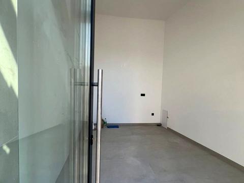 комерційна за адресою Замарстинівська вул. (Калініна), 52