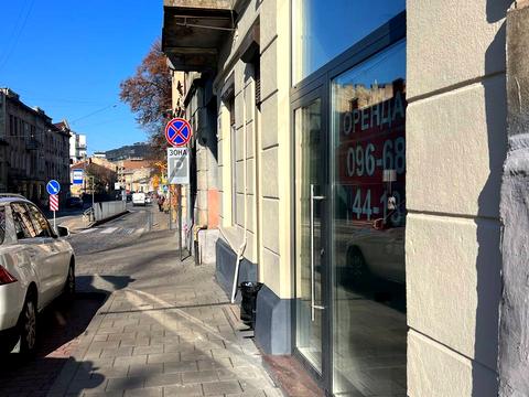 комерційна за адресою Замарстинівська вул. (Калініна), 52