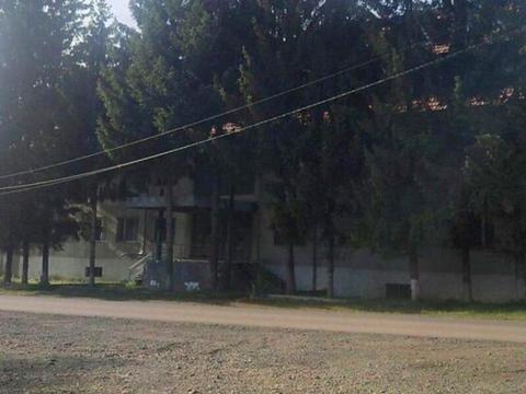 комерційна за адресою Вакарова, 8