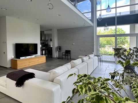 будинок за адресою Насосна