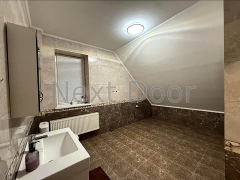 будинок за адресою Центральна вул.