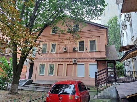 комерційна за адресою Панаса Мирного вул., 5