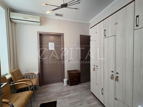 комерційна за адресою Панаса Мирного вул., 5