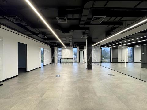 комерційна за адресою Красилівська вул., 9