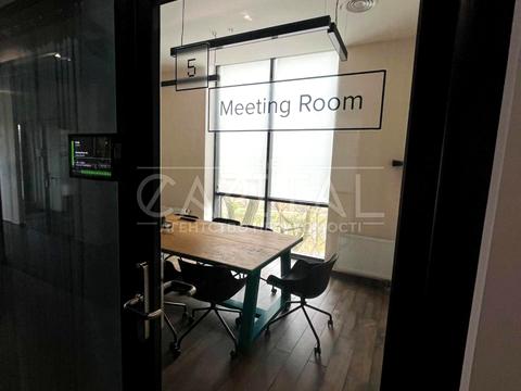 комерційна за адресою Марка Безручка вул., 24