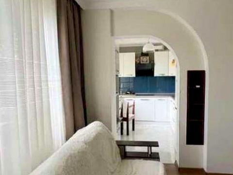 квартира за адресою Ахсарова вул., 5