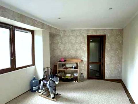 квартира за адресою Ахсарова вул., 5