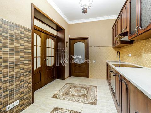 будинок за адресою 1-ша Продольна, 1