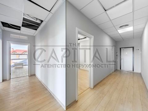 коммерческая по адресу Валерия Лобановского просп. (Краснозвездный), 56