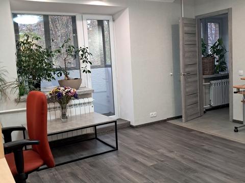 коммерческая по адресу Воздухофлотский просп. (Повітрофлотський), 52