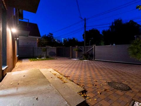 будинок за адресою 49-та Садова вул.