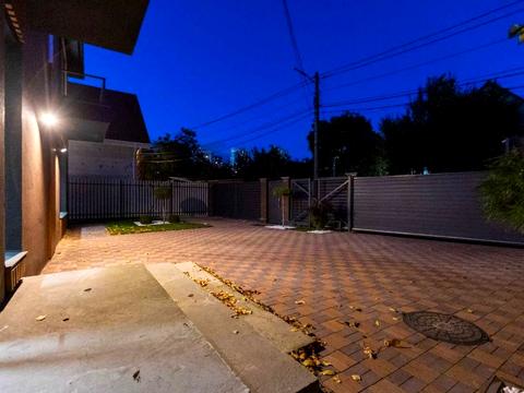 будинок за адресою 49-та Садова вул.