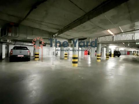паркоместо по адресу Андрея Верхогляда ул. (Михайла Драгомирова), 14