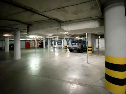 паркоместо по адресу Андрея Верхогляда ул. (Михайла Драгомирова), 14