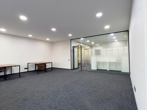 комерційна за адресою Кловський узвіз (Кловський), 7a