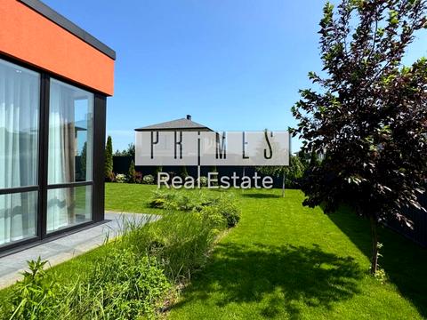 дом по адресу Яблунева