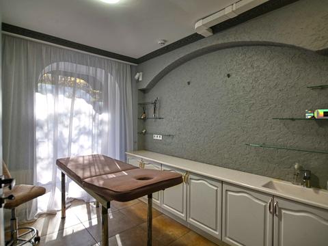 коммерческая по адресу Степана Бандеры ул., 65